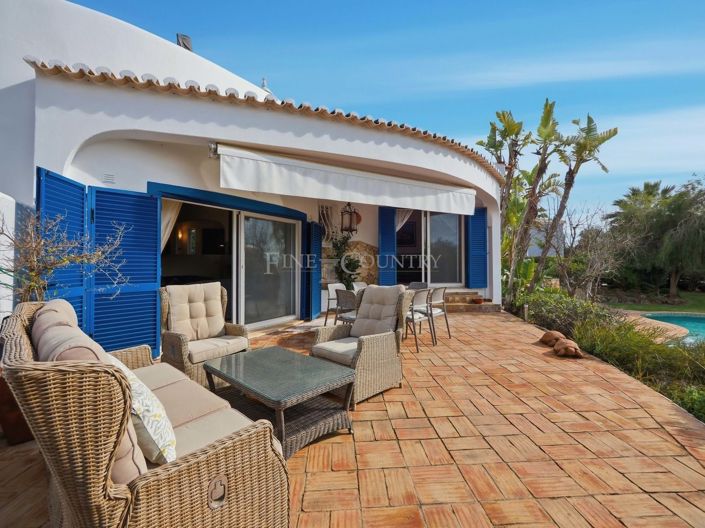 Image No.16-3 Bed Property for sale