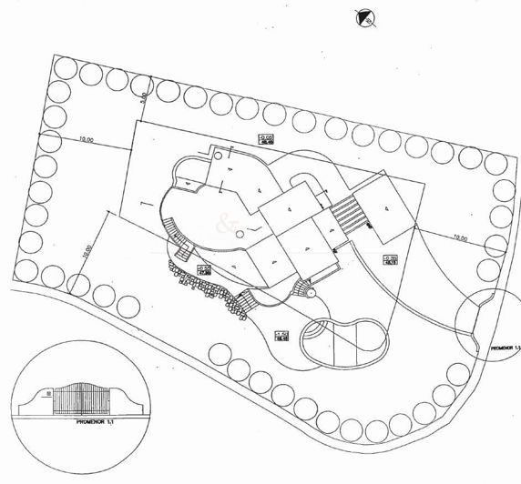 Image No.28-3 Bed Property for sale