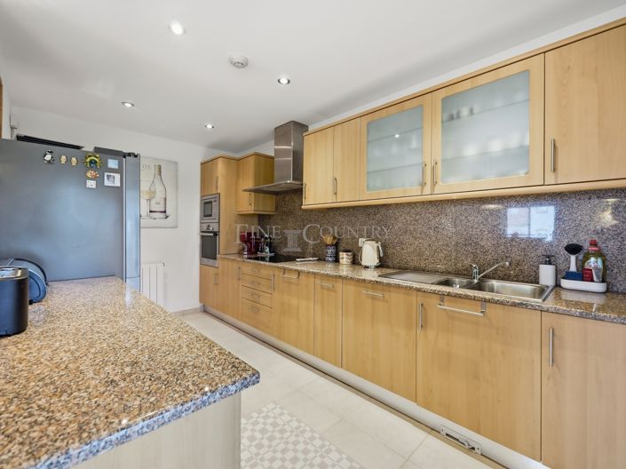 Image No.13-2 Bed Apartment for sale