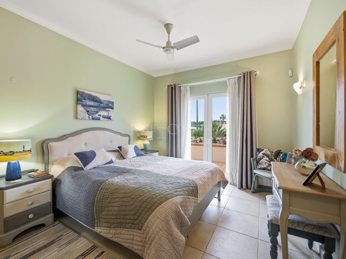 Image No.23-2 Bed Apartment for sale