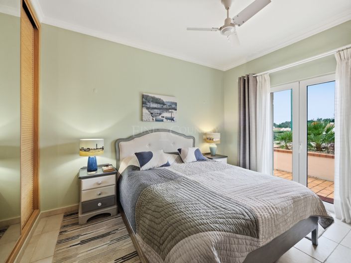 Image No.24-2 Bed Apartment for sale