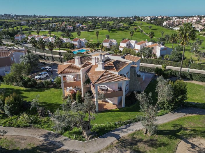 Image No.27-2 Bed Apartment for sale