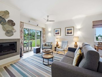 2104-369094-b952a8cbdbc2fd66601ce91bb265b9cce