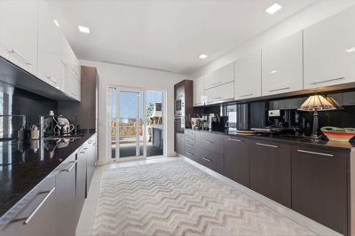 2104-369090-14d4e763c151089fe37f379b2f9be1ace