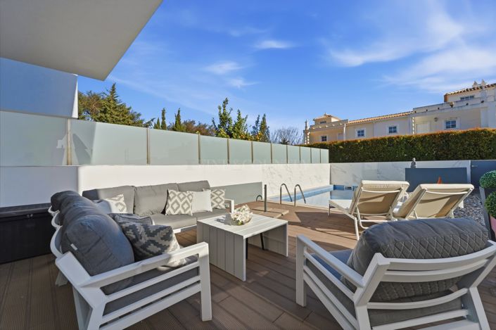 Image No.2-4 Bed Townhouse for sale