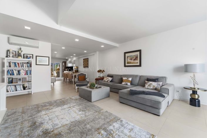 Image No.5-4 Bed Townhouse for sale