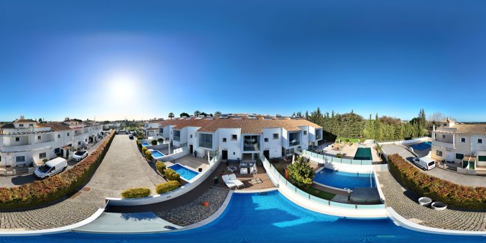 Image No.50-4 Bed Townhouse for sale