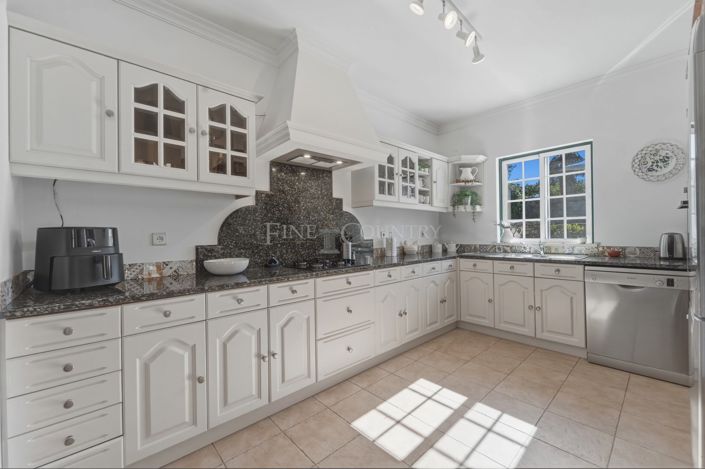 Image No.15-4 Bed Villa for sale