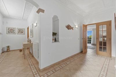 2104-369091-b952a8cbdbc2fd66601ce91bb265b9cce