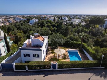 2104-369080-b952a8cbdbc2fd66601ce91bb265b9cce