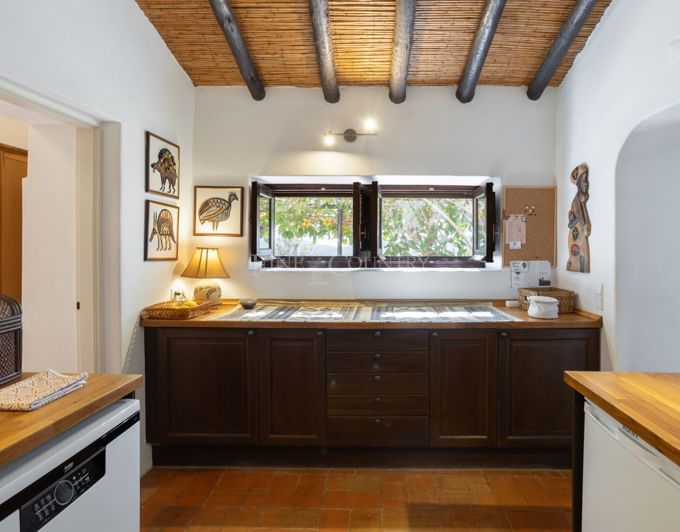 Image No.13-2 Bed Villa for sale