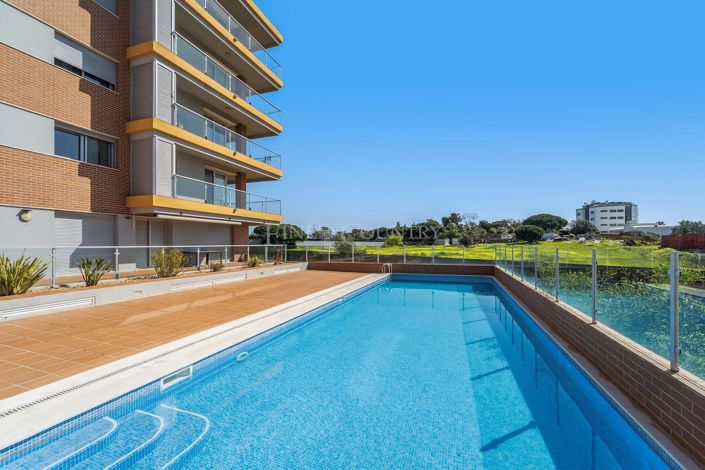 Image No.42-3 Bed Apartment for sale