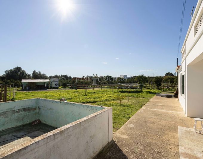 Image No.17-2 Bed Farmhouse for sale