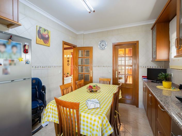 Image No.3-Jumelé de 4 chambres à vendre à Santa Maria