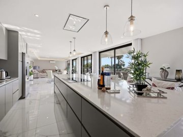 2104-369678-b952a8cbdbc2fd66601ce91bb265b9cce