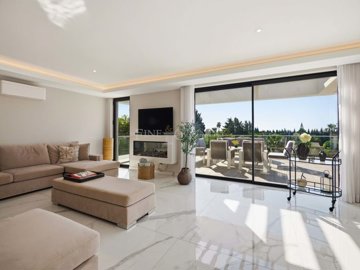 2104-369678-b952a8cbdbc2fd66601ce91bb265b9cce