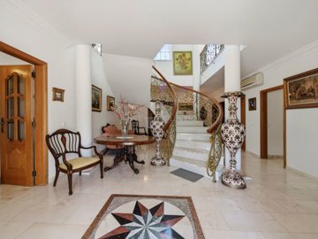 2104-369918-b952a8cbdbc2fd66601ce91bb265b9cce