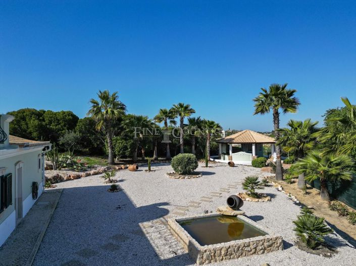 Image No.52-Propriété de 5 chambres à vendre à Caramujeira