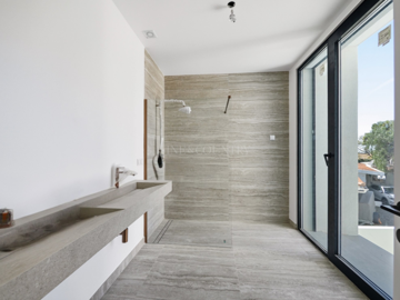 2104-369828-14d4e763c151089fe37f379b2f9be1ace