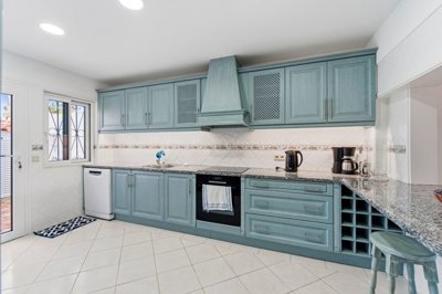 2104-369829-b952a8cbdbc2fd66601ce91bb265b9cce