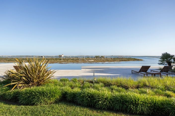 Image No.28-2 Bed Apartment for sale