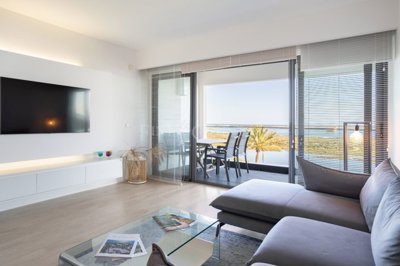 2104-370138-b952a8cbdbc2fd66601ce91bb265b9cce