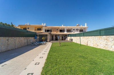 2104-370573-14d4e763c151089fe37f379b2f9be1ace