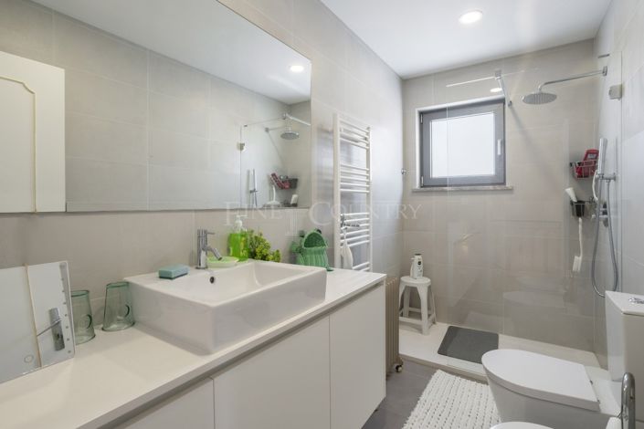 Image No.19-4 Bed Villa for sale