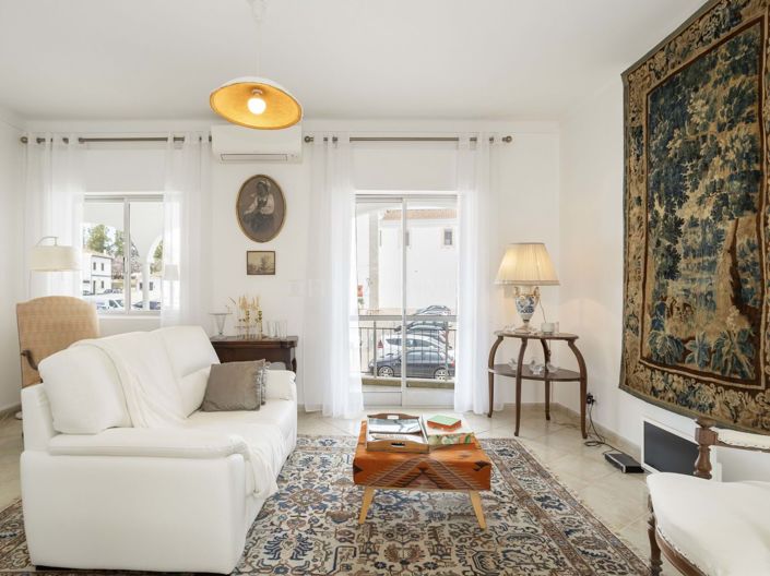 Image No.11-3 Bed Townhouse for sale