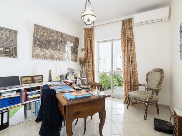 Image No.20-3 Bed Townhouse for sale