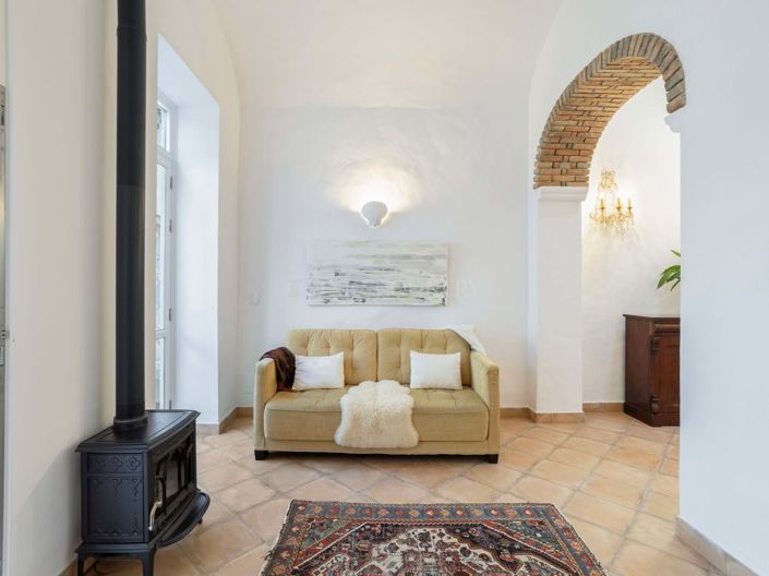 Image No.17-1 Bed Townhouse for sale