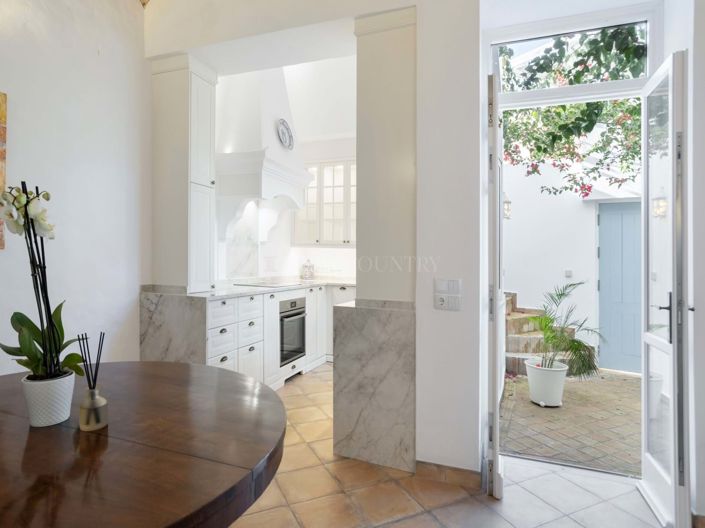 Image No.18-1 Bed Townhouse for sale