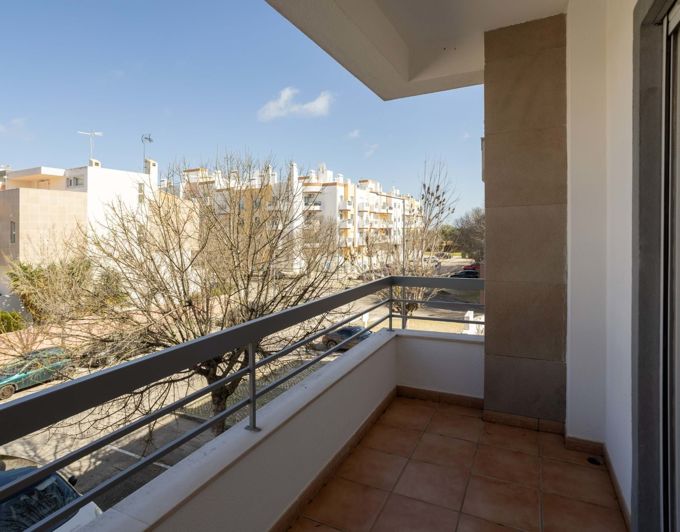 Image No.19-3 Bed Townhouse for sale