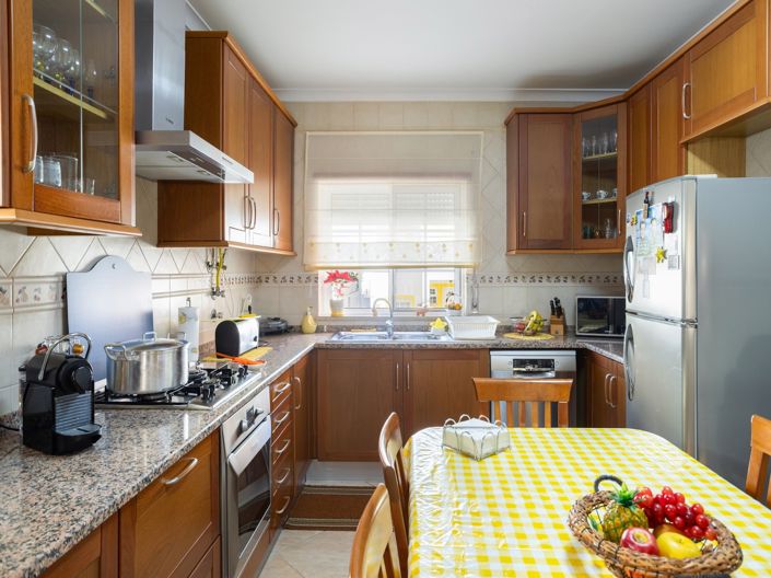 Image No.13-4 Bed Semi-Detached for sale