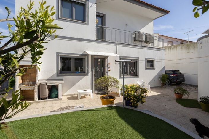 Image No.26-4 Bed Villa for sale