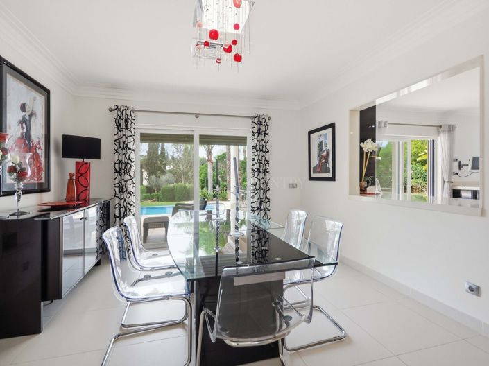 Image No.14-4 Bed Property for sale