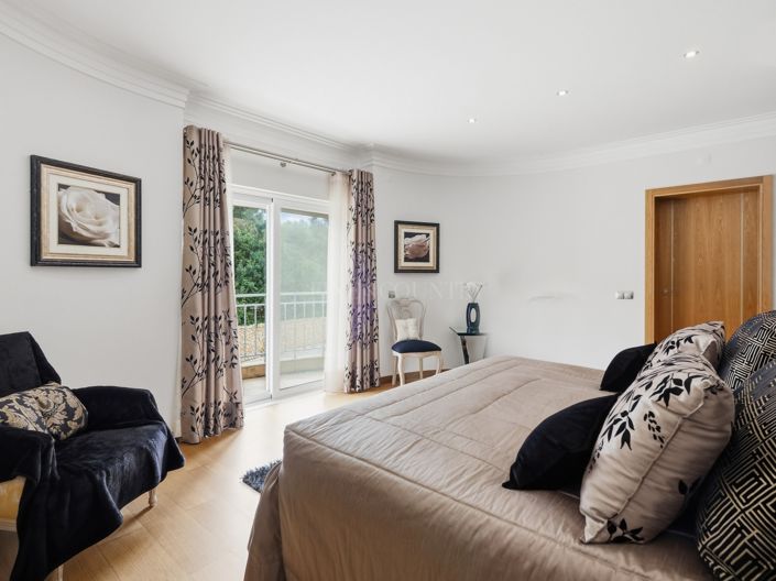 Image No.51-4 Bed Property for sale