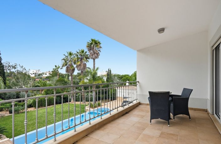 Image No.59-4 Bed Property for sale