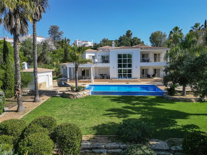 Image No.60-4 Bed Property for sale