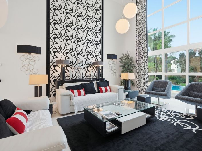 Image No.7-4 Bed Property for sale