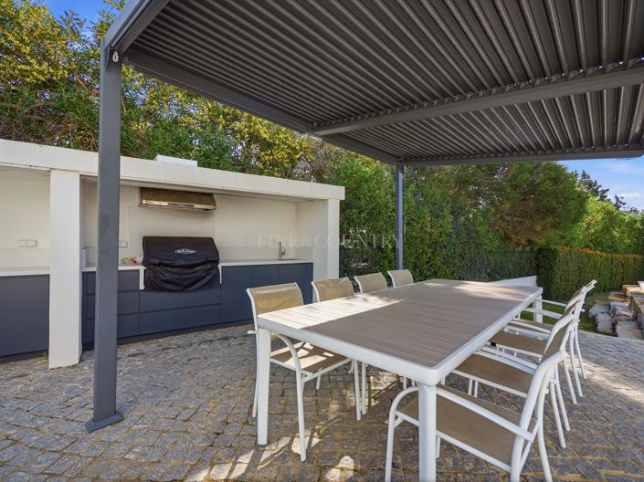 Image No.39-4 Bed Property for sale