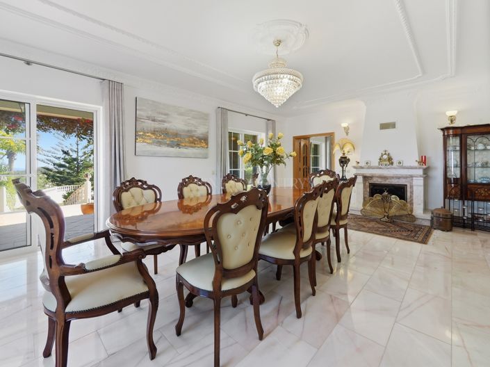 Image No.14-5 Bed Property for sale