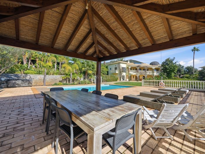 Image No.42-5 Bed Property for sale