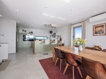 2104-366817-14d4e763c151089fe37f379b2f9be1ace