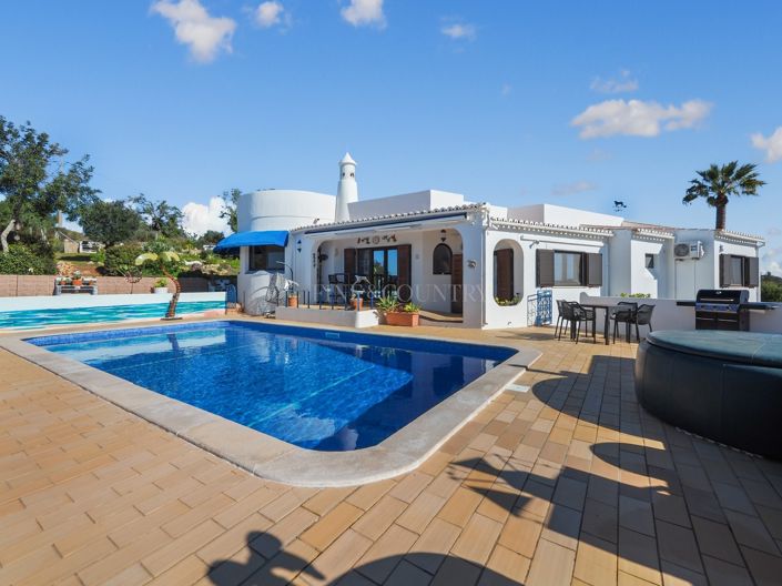 Image No.29-3 Bed Property for sale