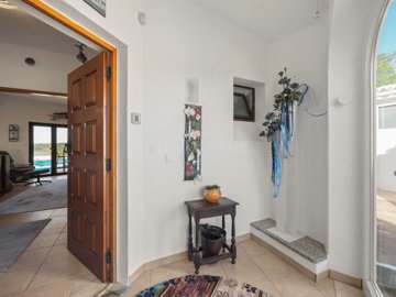 2104-366824-14d4e763c151089fe37f379b2f9be1ace