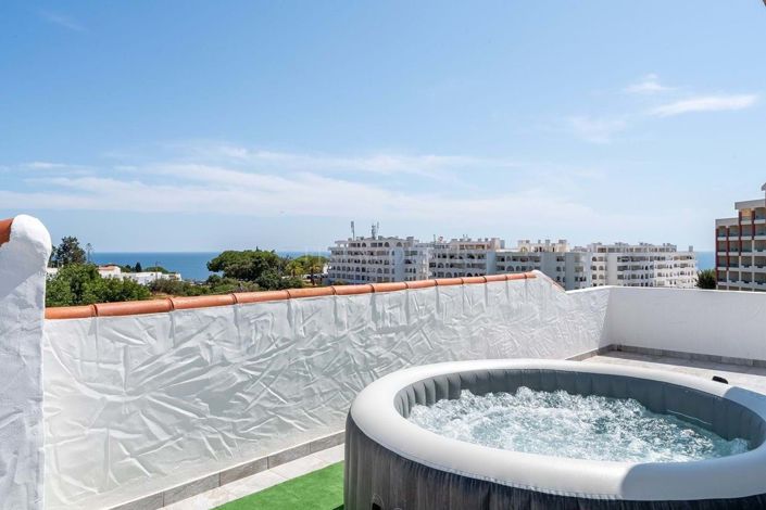 Image No.15-5 Bed Property for sale