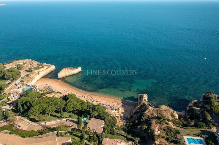 Image No.3-5 Bed Property for sale