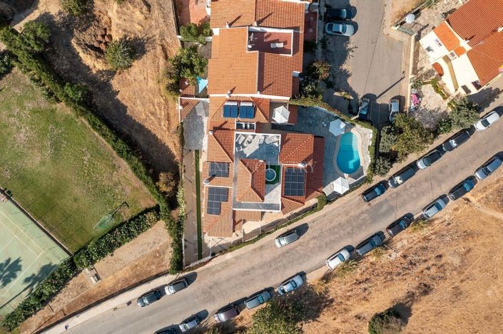 Image No.6-5 Bed Property for sale