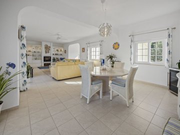 2104-371174-14d4e763c151089fe37f379b2f9be1ace